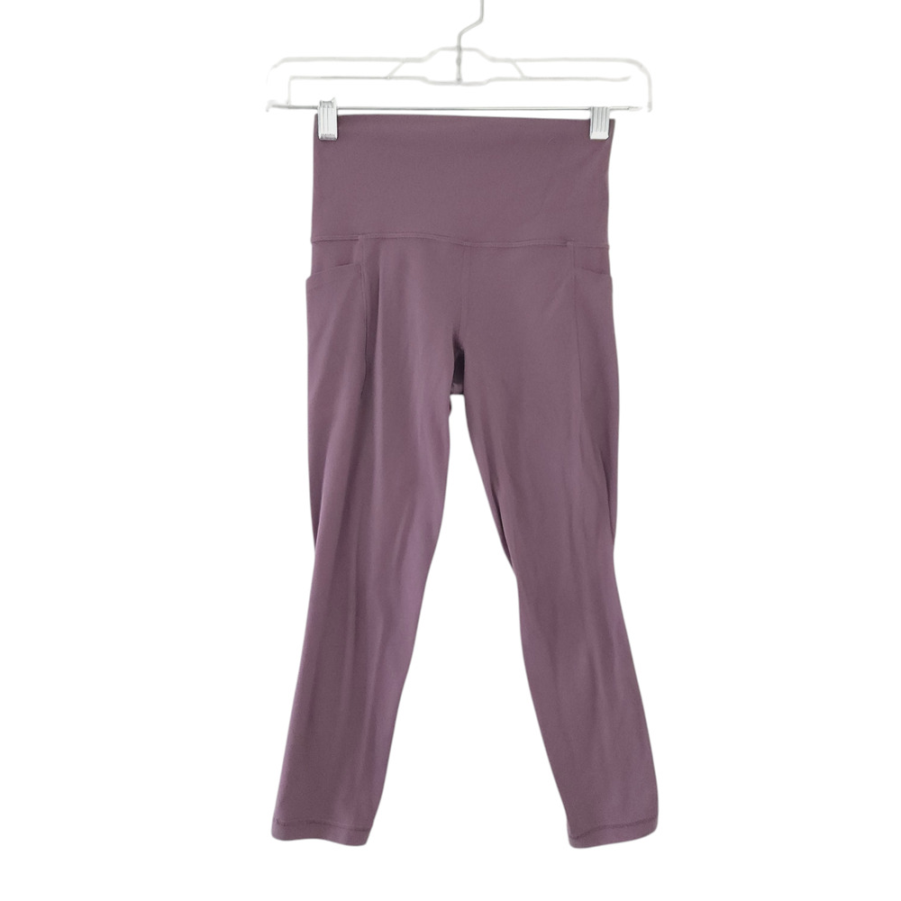 Athleta 305922 Chaturanga Crop Capri Athletic Leggings xxs Muted Purple